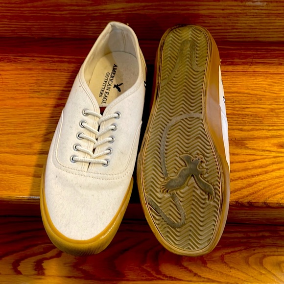 American Eagle Off White Canvas Shoes - Picture 2 of 3